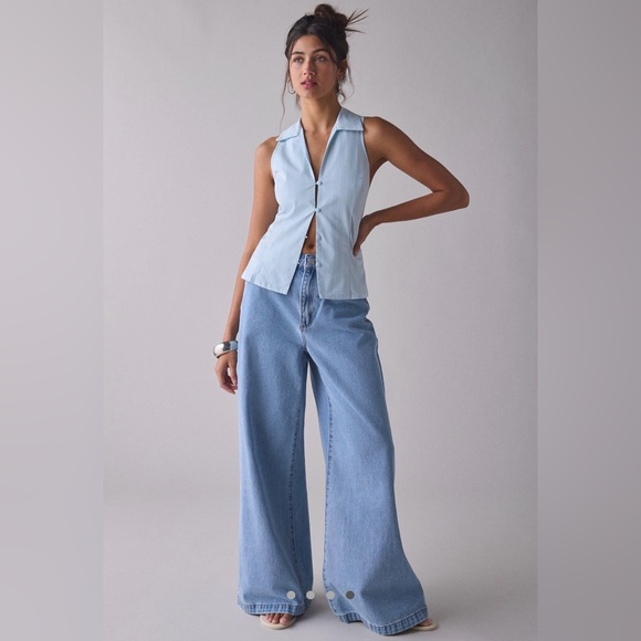 Urban Outfitters Party Girl Cotton Blend Button Down Sleeveless Top in Blue - Picture 4 of 7